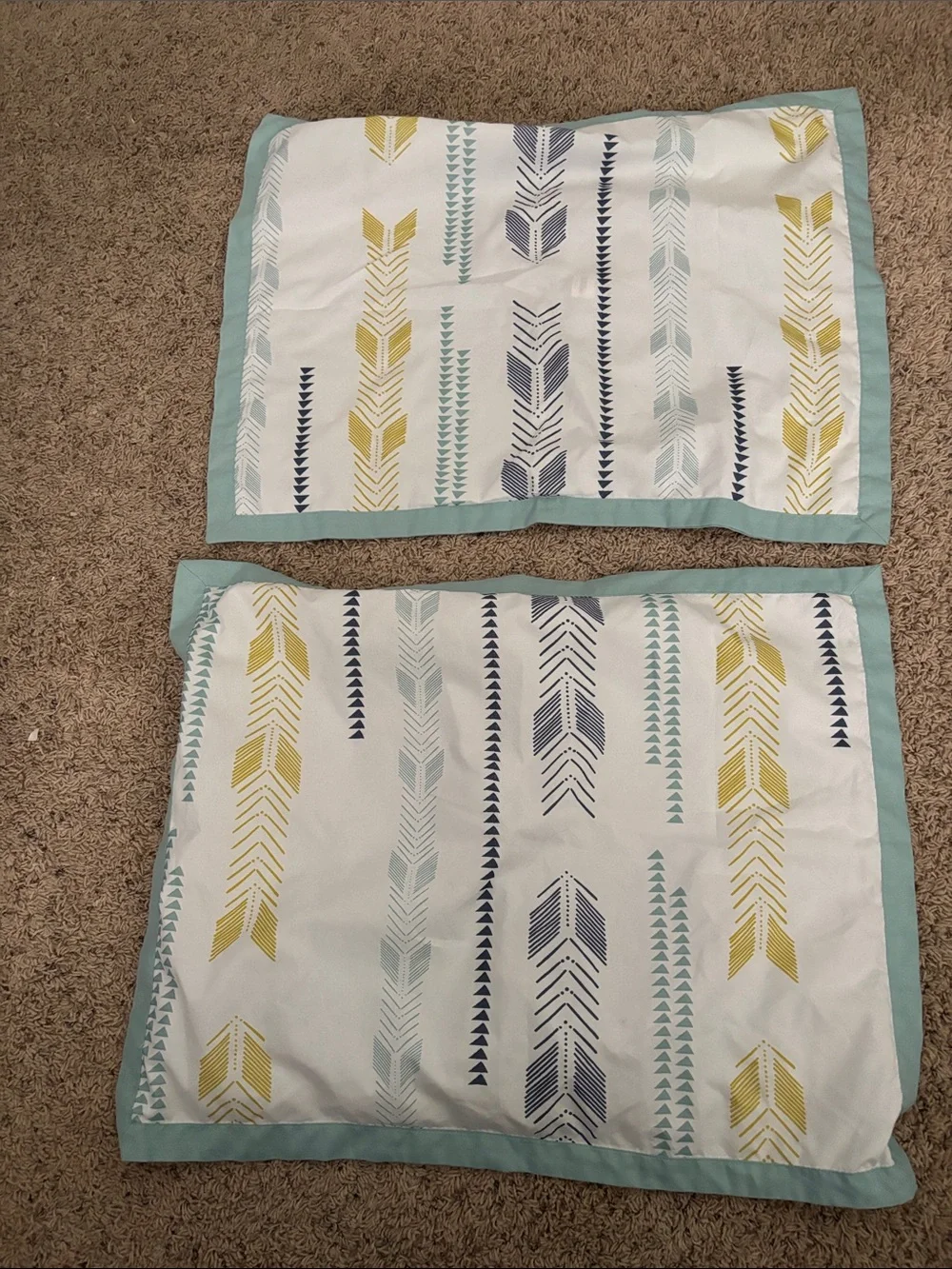 White Chevron Stripe Queen Duvet Cover with 2 Pillow Covers